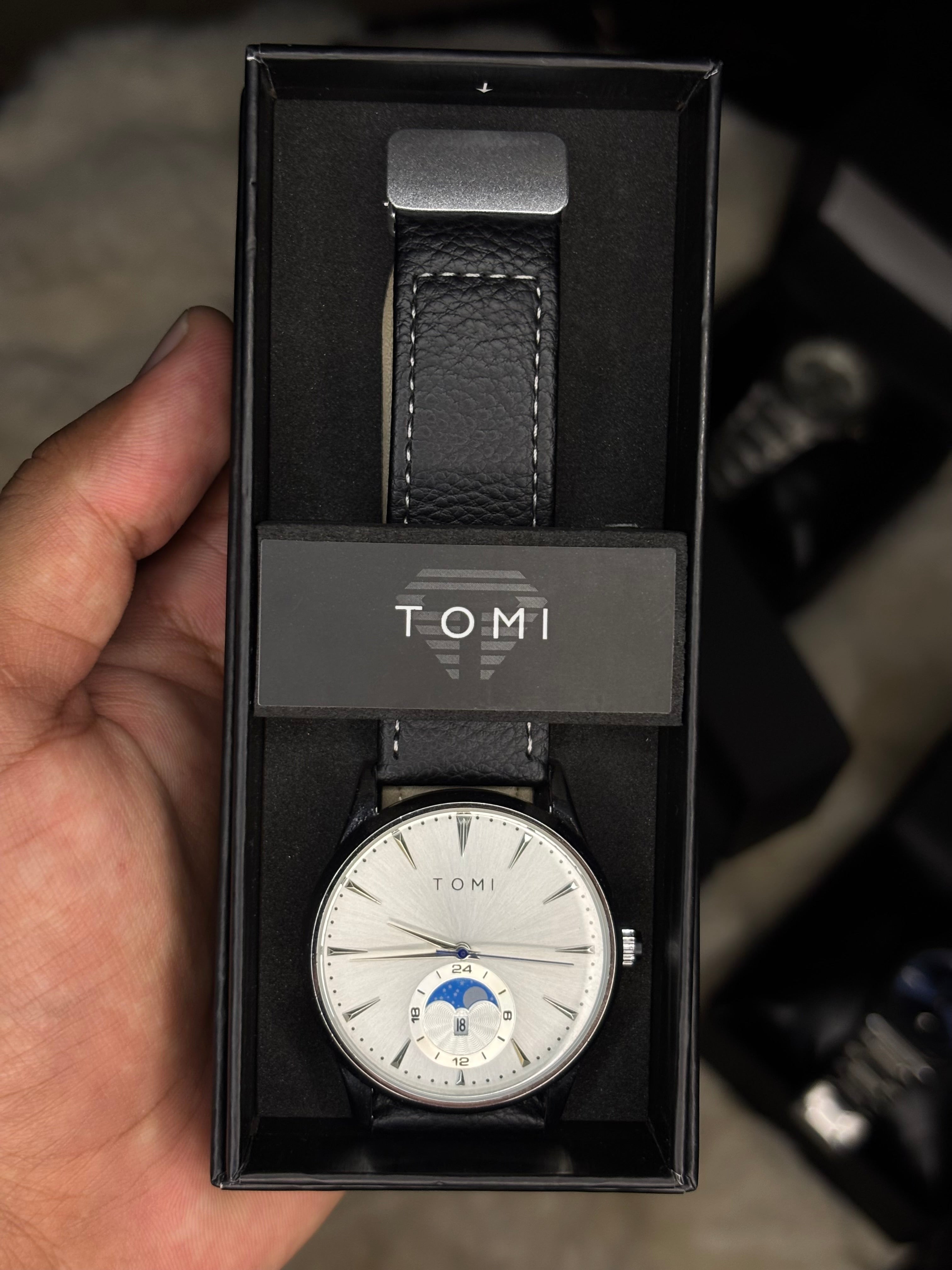 TOM Watch